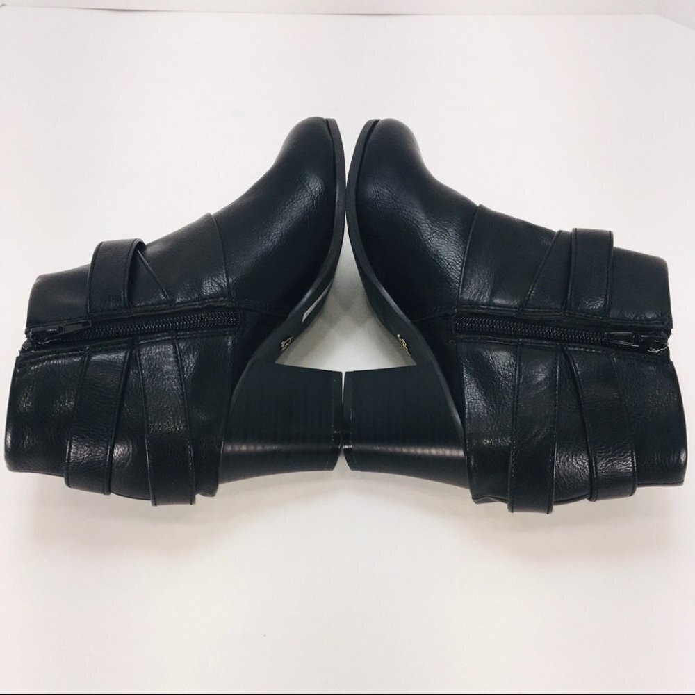 NWOB Thalia Sodi Tully Ankle Bootie Size 7.5M - Picture 8 of 14